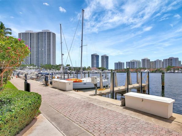 3640 Yacht Club Dr 607, Aventura FL 33180