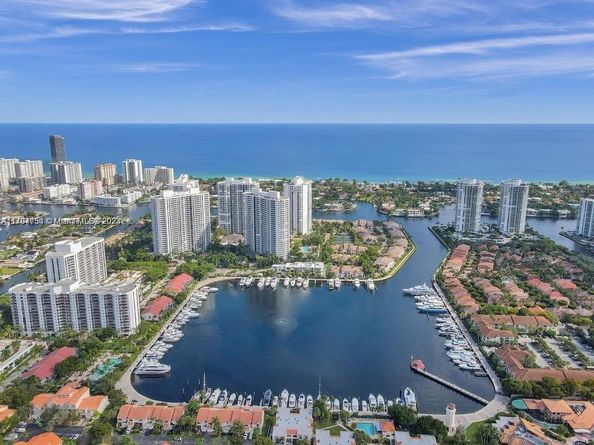 3640 Yacht Club Dr 607, Aventura FL 33180