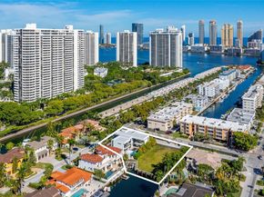 3462 NE 171st St, North Miami Beach FL 33160