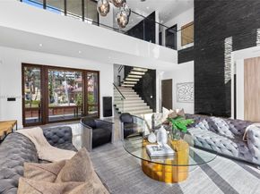 3462 NE 171st St, North Miami Beach FL 33160