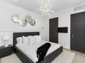 3462 NE 171st St, North Miami Beach FL 33160
