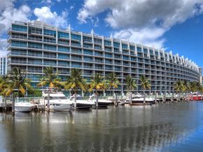 2950 NE 188th St 443, Aventura FL 33180