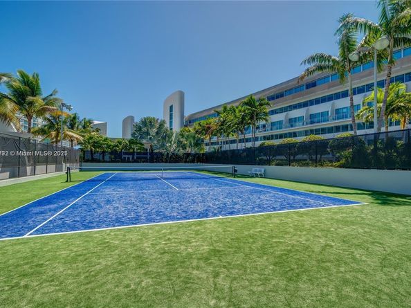 2950 NE 188th St 443, Aventura FL 33180