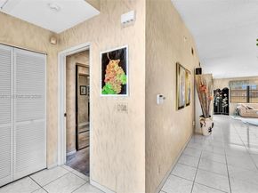 6116 Kings Gate Cir, Delray Beach FL 33484