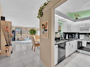 6116 Kings Gate Cir, Delray Beach FL 33484