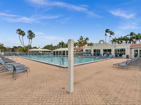 6116 Kings Gate Cir, Delray Beach FL 33484