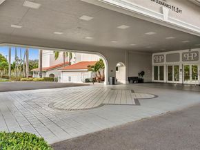 6116 Kings Gate Cir, Delray Beach FL 33484