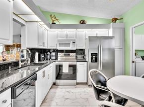 6116 Kings Gate Cir, Delray Beach FL 33484