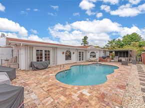 1232 SW 132nd Ct, Miami FL 33184