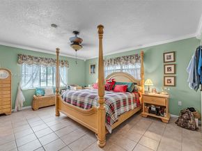 1232 SW 132nd Ct, Miami FL 33184