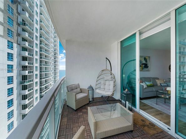 951 Brickell Ave 3601, Miami FL 33131