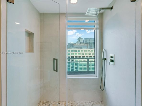 951 Brickell Ave 3601, Miami FL 33131