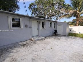 442 NE 162nd St, Miami FL 33162