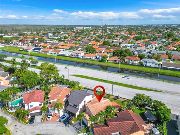 13325 SW 8th Ln, Miami FL 33184