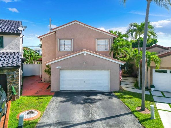 13325 SW 8th Ln, Miami FL 33184