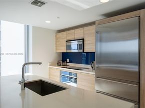 16385 Biscayne Blvd 2707, North Miami Beach FL 33160