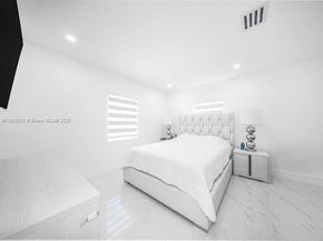 16125 NW 28th Pl, Miami Gardens FL 33054