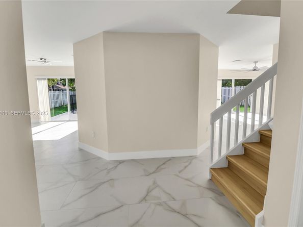 652 NW 133rd Dr, Plantation FL 33325