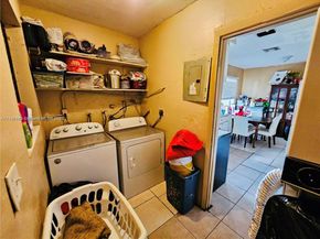 2540 NW 15th St, Fort Lauderdale FL 33311