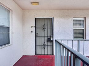2821 Somerset Dr 302, Lauderdale Lakes FL 33311