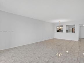 2821 Somerset Dr 302, Lauderdale Lakes FL 33311