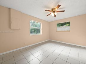 1512 NW 16th Ln, Fort Lauderdale FL 33311