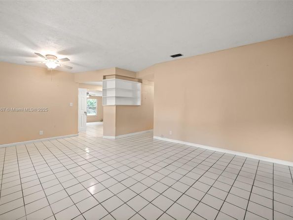 1512 NW 16th Ln, Fort Lauderdale FL 33311