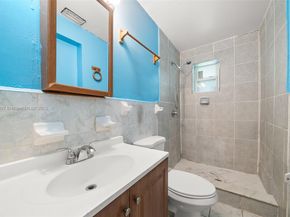 1512 NW 16th Ln, Fort Lauderdale FL 33311