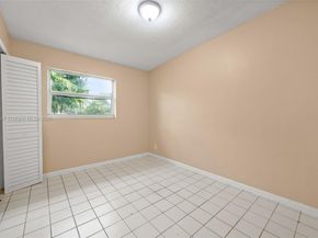 1512 NW 16th Ln, Fort Lauderdale FL 33311
