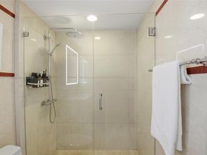 110 Washington Ave 2420, Miami Beach FL 33139