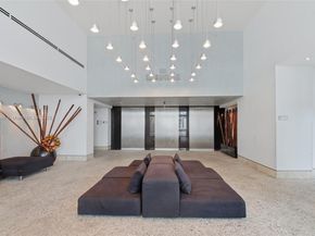 110 Washington Ave 2420, Miami Beach FL 33139