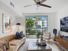 110 Washington Ave 2420, Miami Beach FL 33139