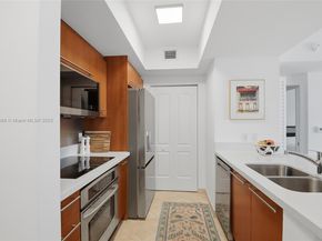 110 Washington Ave 2420, Miami Beach FL 33139