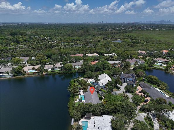 415 Rovino Ave, Coral Gables FL 33156