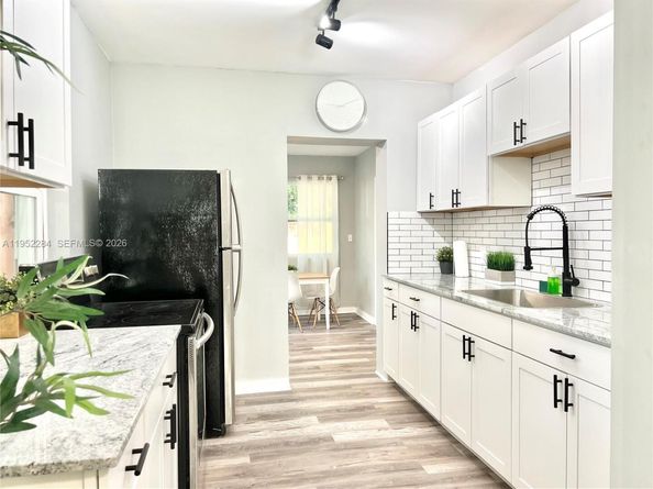 436 NW 15th Ave, Fort Lauderdale FL 33311