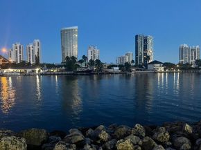 3530 Mystic Pointe Dr 1711, Aventura FL 33180