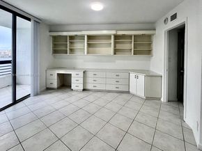 3530 Mystic Pointe Dr 1711, Aventura FL 33180
