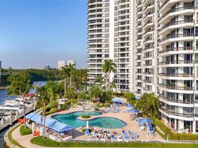 3530 Mystic Pointe Dr 1711, Aventura FL 33180