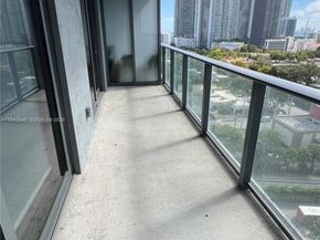121 NE 34th St 1103, Miami FL 33137