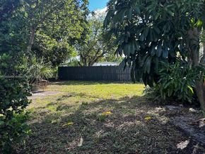 530 NW 30th Ave, Fort Lauderdale FL 33311
