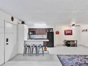 7133 Bay Dr 305, Miami Beach FL 33141