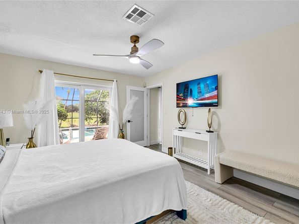 5706 Guava Dr, Tamarac FL 33319