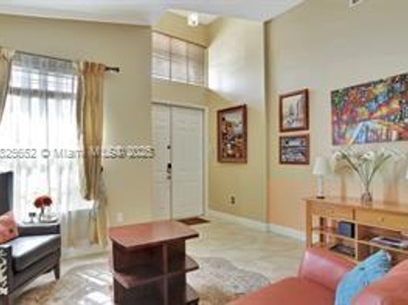 5305 NW 126th Dr, Coral Springs FL 33076