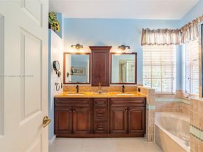 5305 NW 126th Dr, Coral Springs FL 33076