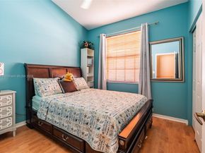5305 NW 126th Dr, Coral Springs FL 33076
