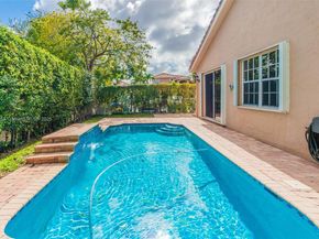 5305 NW 126th Dr, Coral Springs FL 33076