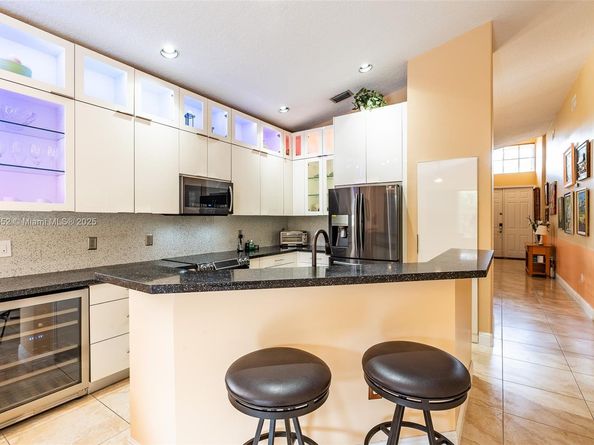 5305 NW 126th Dr, Coral Springs FL 33076
