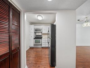 8901 N New River Canal Rd 14W, Plantation FL 33324