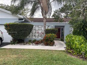 4609 Bayberry Ln, Tamarac FL 33319