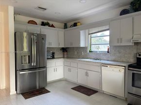 4609 Bayberry Ln, Tamarac FL 33319